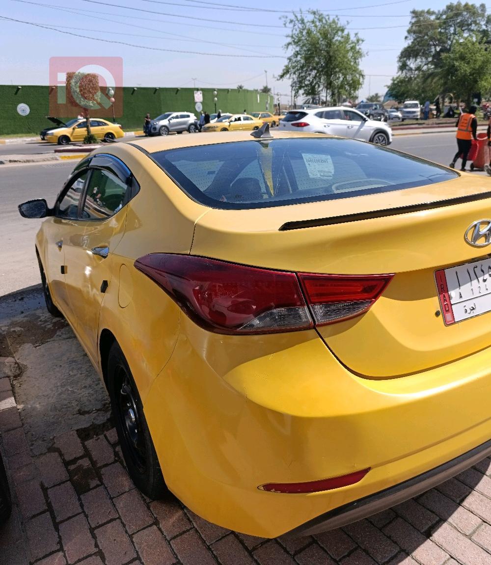 هیوندای ئەلەنترا